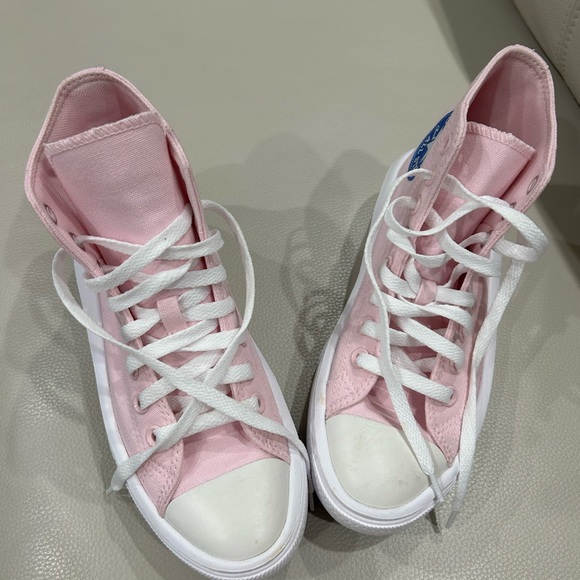 ⭐️PRICE ⬇️
 CONVERSE ALL STAR • Soft Pink High Tops • 6.5 • - Picture 10 of 11